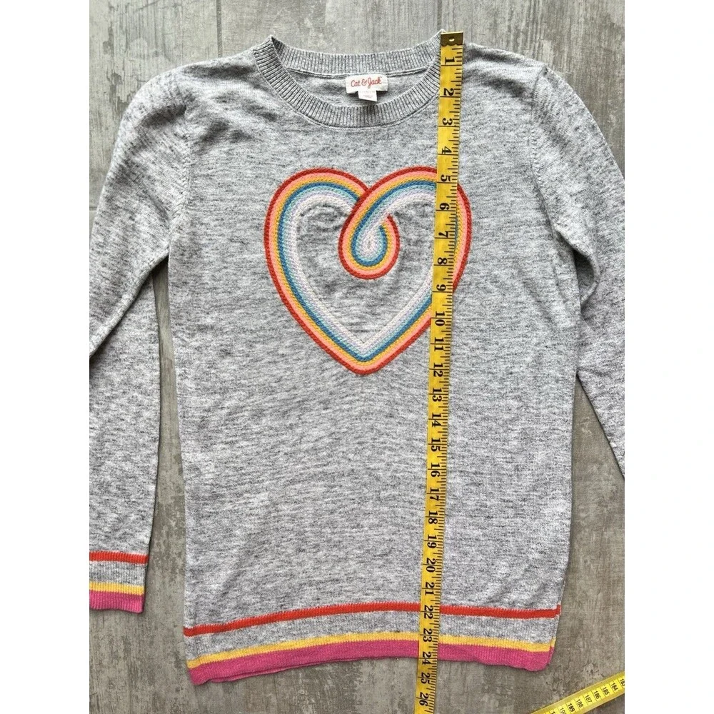 Girls Heather Gray Lightweight Knit Sweater Embroidered Rainbow Heart L 10-12